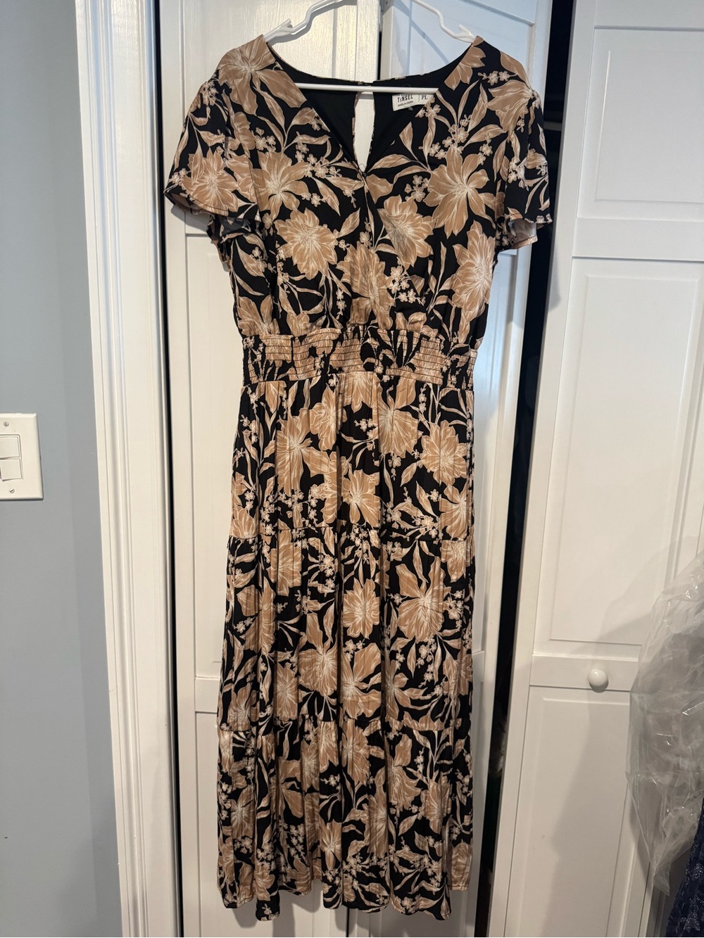 Tinsel Black & Tan Floral Maxi Dress